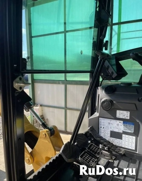 Мини-экскаватор Cat302 изображение 6