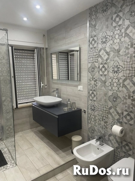 Вилла для отдыха на морском курорте Анцио в Италии изображение 9