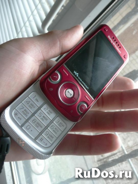 Новый Новый Sony Ericsson W760i фотка