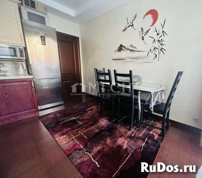 Продам 2 комнатную квартиру 56 м2 фотка