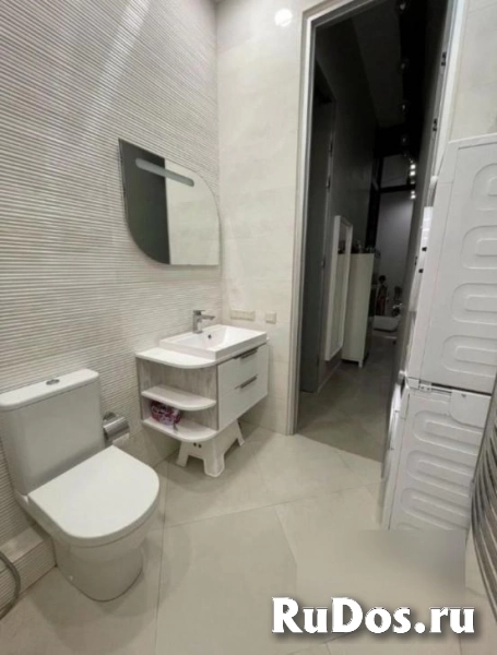 Продам 2 комнатную квартиру 56 м2 изображение 10