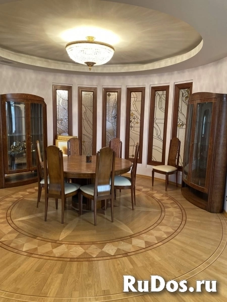 Продам 5 комнатную квартиру 243 м2 фотка