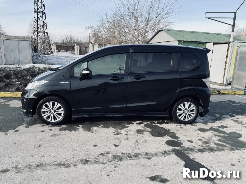 Honda Freed изображение 3