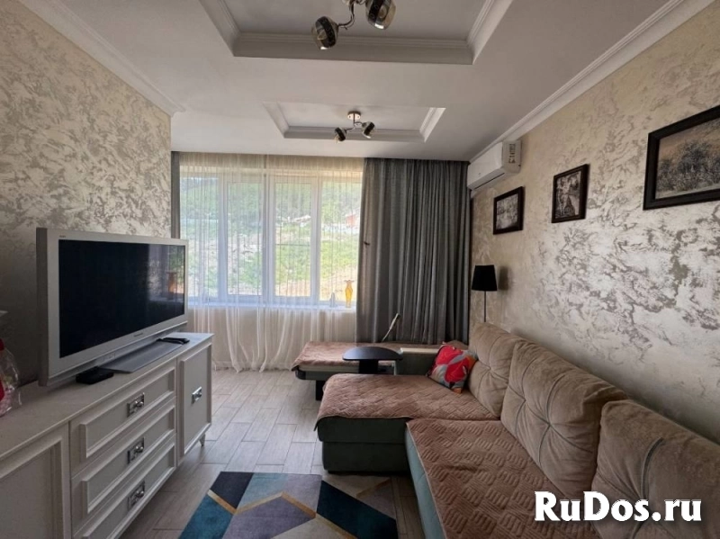 Продам 2 комнатную квартиру 57 м2 фотка