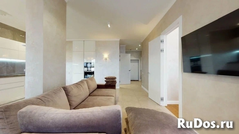 Продам 2 комнатную квартиру 63.5 м2 изображение 4