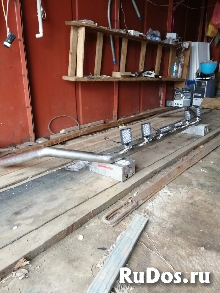 Дуга из нержавейки на крышу седельного тягача фотка