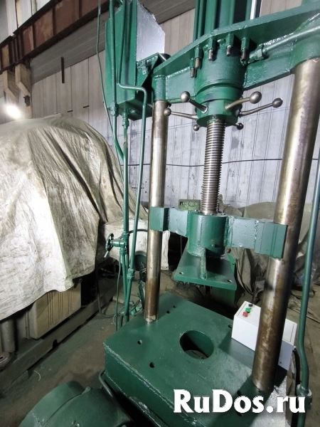 Пресс гидравлический двухстоечный продам картинка 6 Пресс гидравлический двухстоечный продам изображение 6