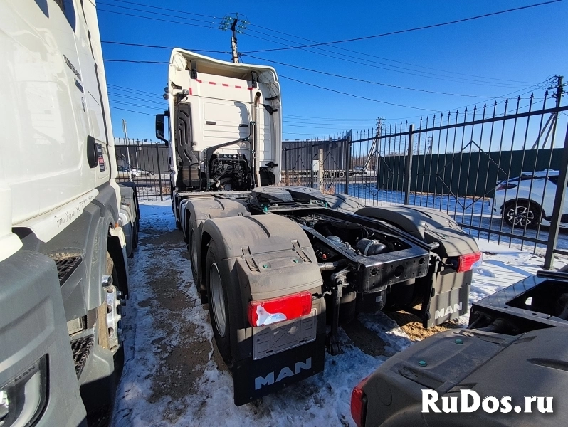 Седельный тягач MAN TGX 28.470 6x2 изображение 8