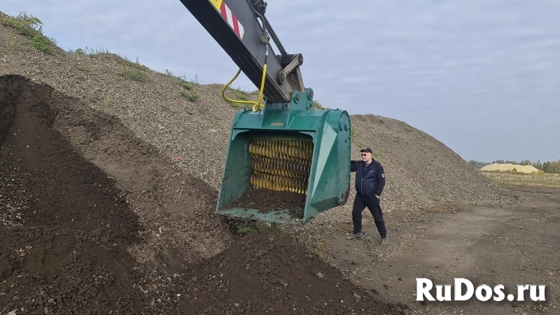 Многофункциональный просеивающий ковш на складе изображение 3