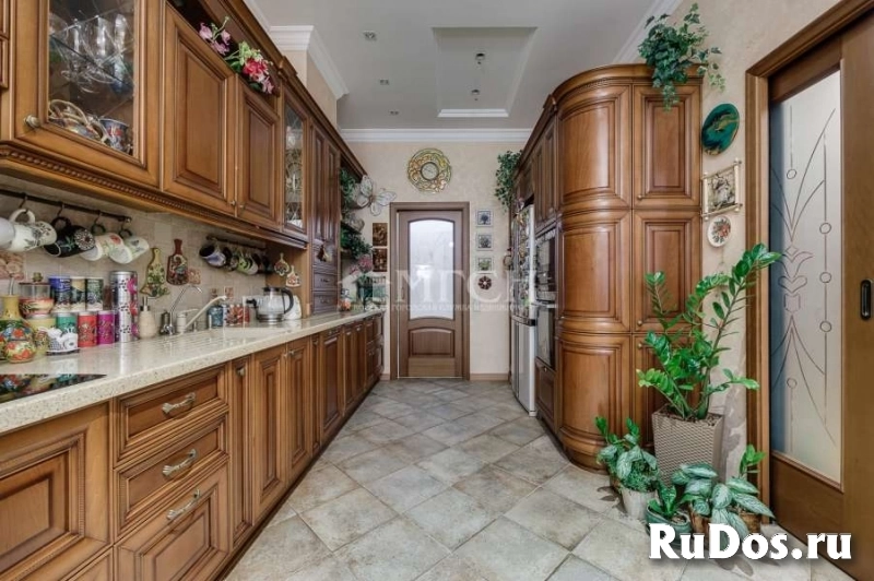 Продам 3 комнатную квартиру 137 м2 изображение 6