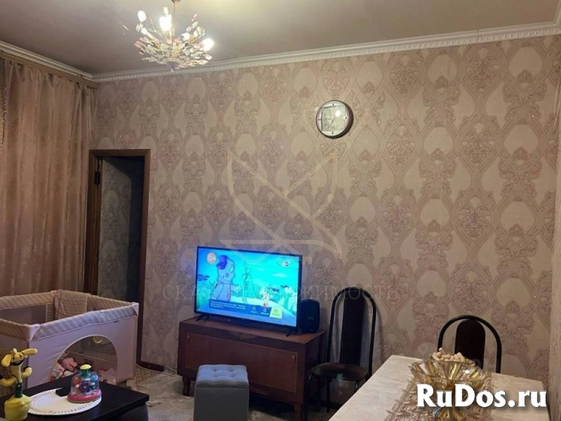 Продам 2 комнатную квартиру 64 м2 фотка