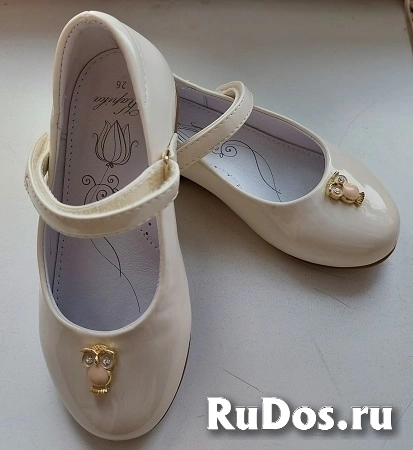 Детские туфли Kapika лакированные. фото