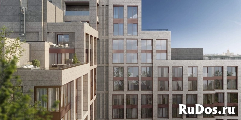 Продам 5 комнатную квартиру 218.6 м2 изображение 3