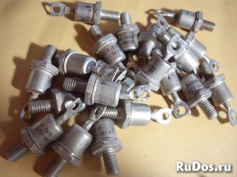 Тиристоры.  Оптроны.  Симисторы.  Диоды.  Стабилитроны.  Динисторы.  Варикап.. изображение 10