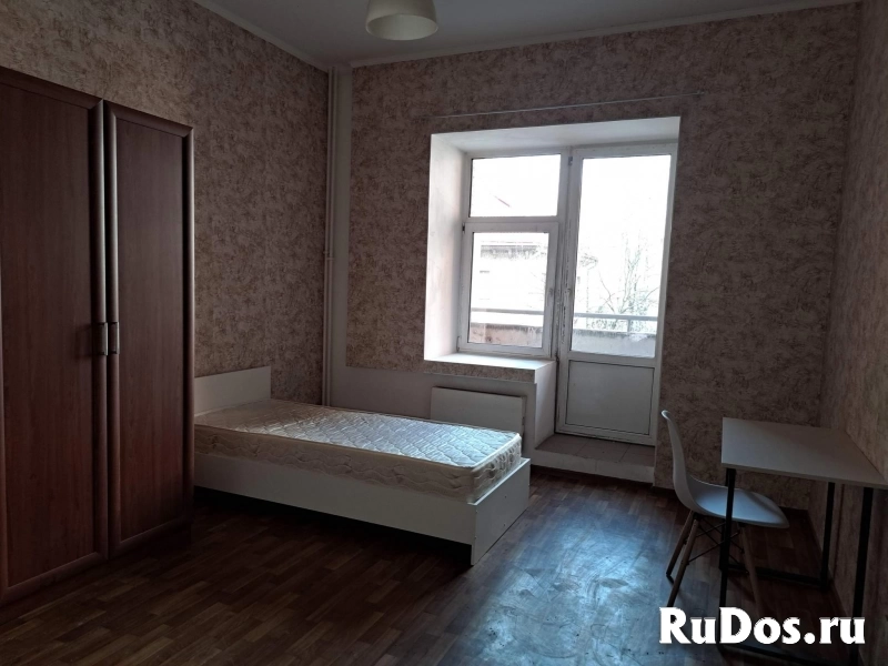 Продам 4 комнатную квартиру 145.7 м2 изображение 9