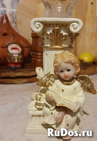 Подсвечник Ангел и греческая колонна , 18 см высота. фотка