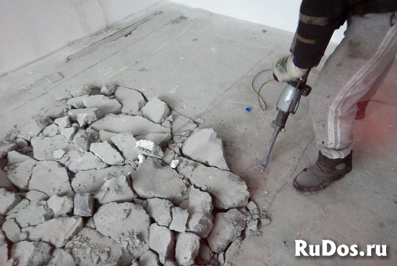 Демонтировать бетонную стяжку пола в Рамони, снос цементной фото