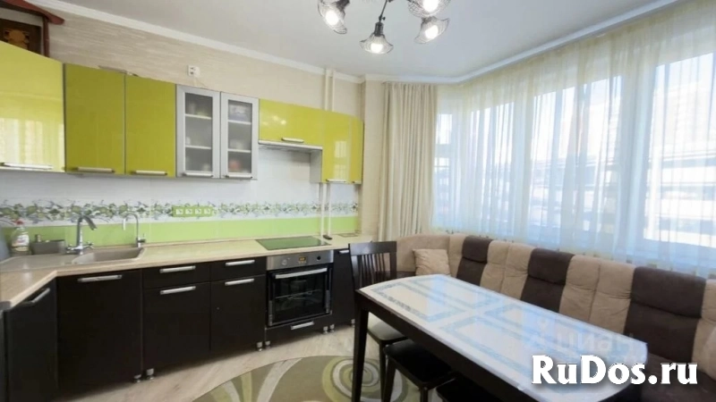 Продам 2 комнатную квартиру 60.2 м2 изображение 3