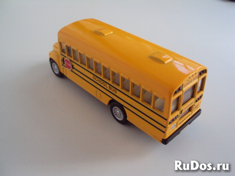 Американский школьный автобус изображение 4