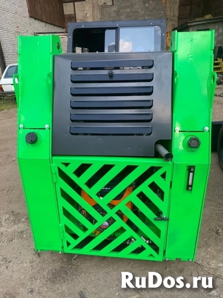 Бортоповоротный погрузчик H 450 изображение 8