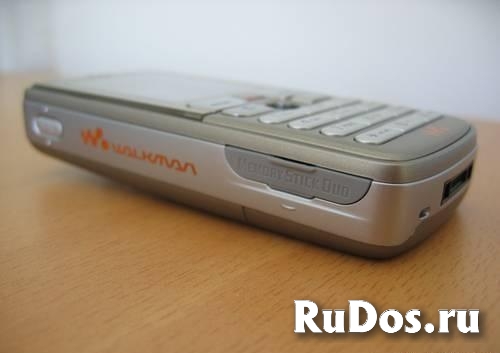 Новый Sony Ericsson W700i Walkman. изображение 9