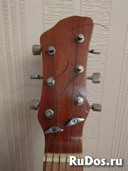Гитара шестиструнная классическая СССР. изображение 4