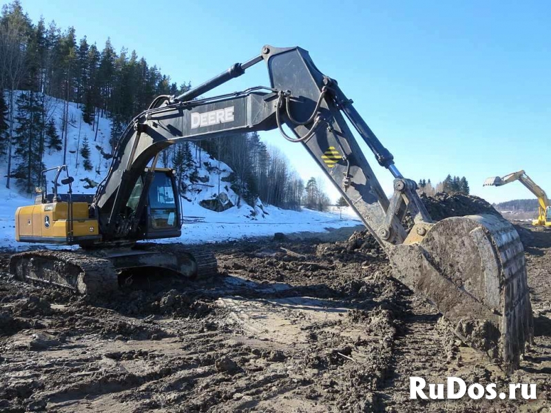 Гусеничный экскаватор John Deere 260, 2021 г., гарантия, 2 шт изображение 4