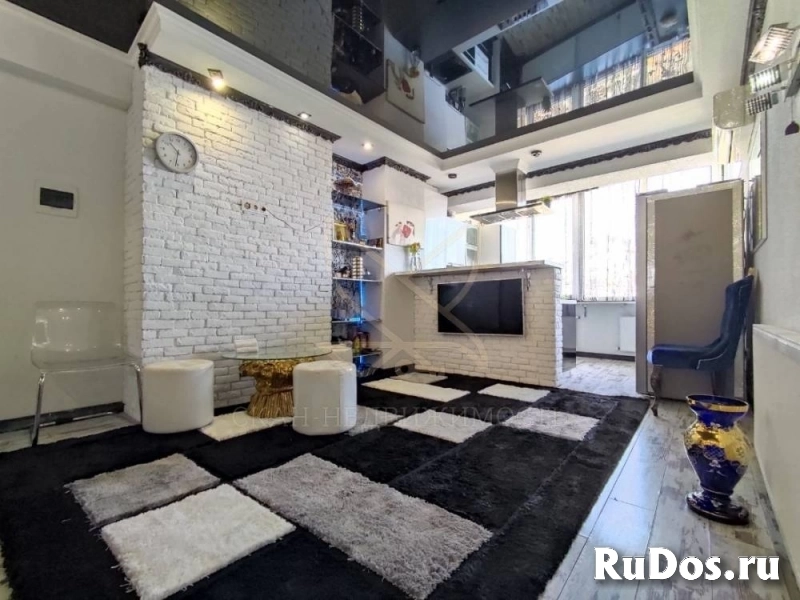 Продам 2 комнатную квартиру 70.6 м2 изображение 3