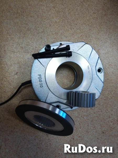 Тормозной диск-крыльчатка для электрических талей фото