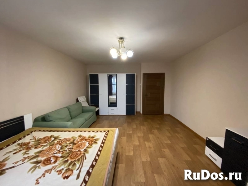 Продам 2 комнатную квартиру 63 м2 фотка