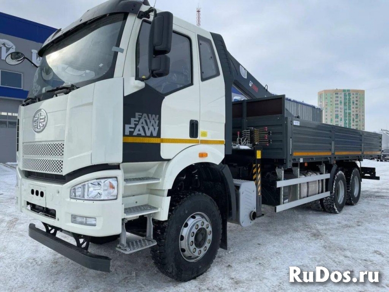 Бортовой автомобиль FAW CA3250 с КМУ HIAB 160 TM-6 фото