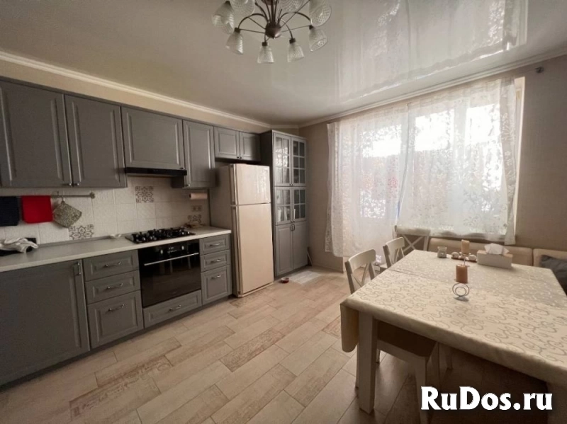 Продам 3 комнатную квартиру 103.8 м2 изображение 3