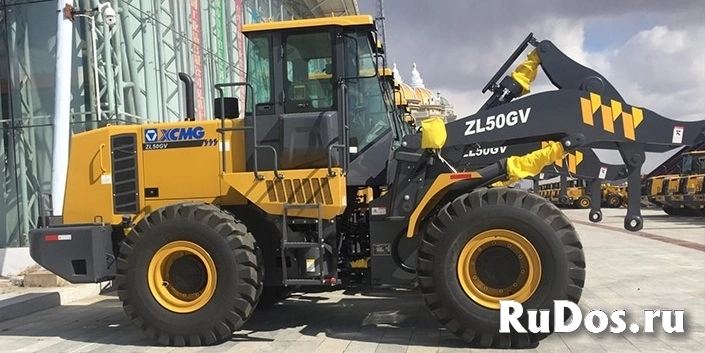 Фронтальный погрузчик XCMG ZL50GV (ковш - 3,2 м3, г/п 5,5 тн) изображение 9