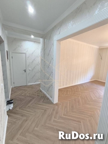 Продам 2 комнатную квартиру 75.3 м2 фотка