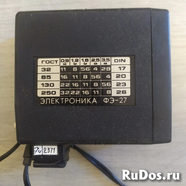 Продам отличный фотоаппарат со фотовспышкой изображение 5