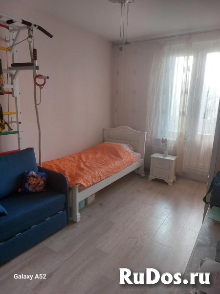 Продается 2-комнатная квартира в Москве изображение 9