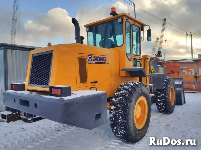 Фронтальник XCMG 321, 2008 г., безупречное состояние изображение 5