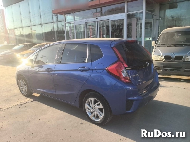 Хэтчбек Honda Fit кузов левый руль модификация 1.5L SE Fashion изображение 7