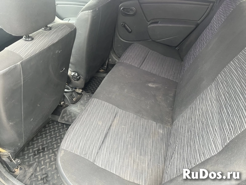 Продам RENAULT LOGAN фотка