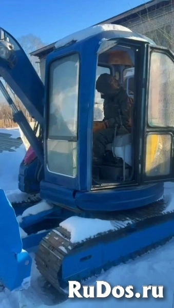 мини-экскаватор Komatsu 50-UU изображение 6