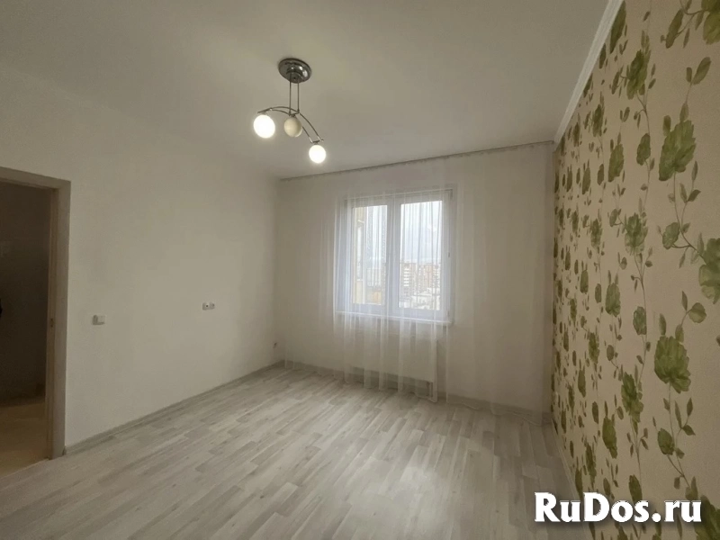 Продам 2 комнатную квартиру 55.6 м2 изображение 9