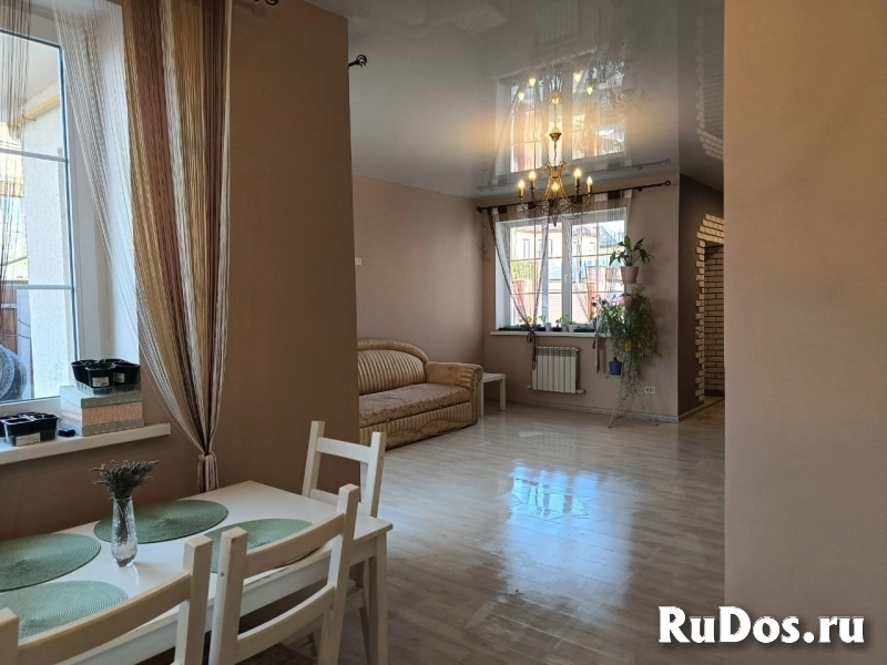 В продаже уютный и тёплый двухэтажный дом фотка