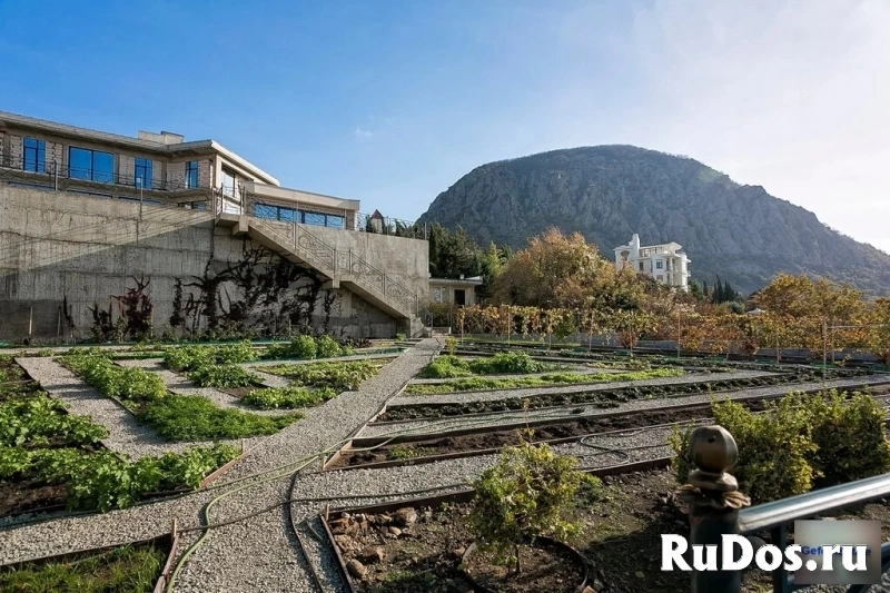 Продам коттедж 2150 м2 фотка