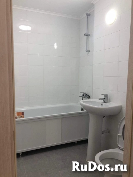 Продам 2 комнатную квартиру 58 м2 изображение 7