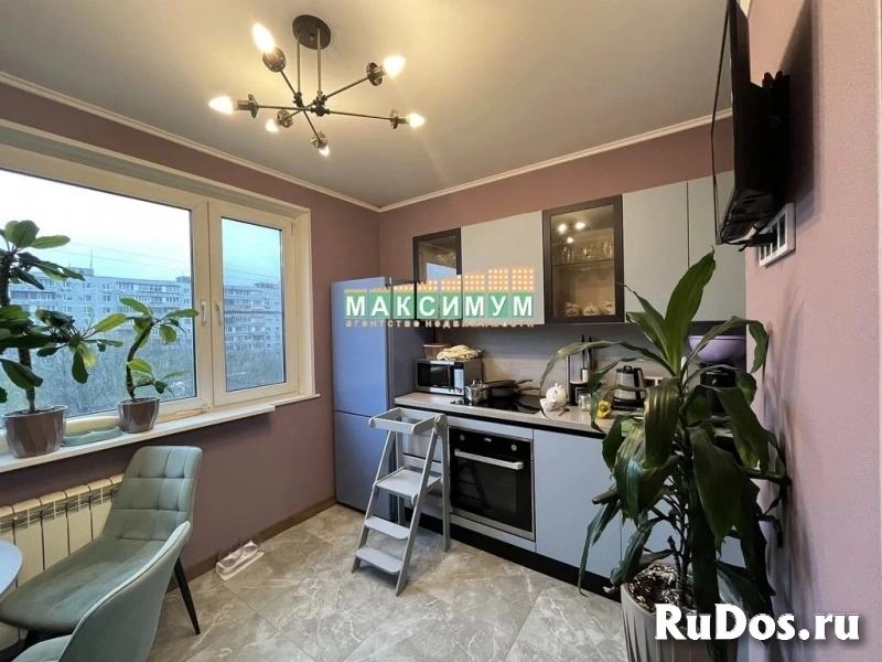 Продам 2 комнатную квартиру 56.3 м2 фотка