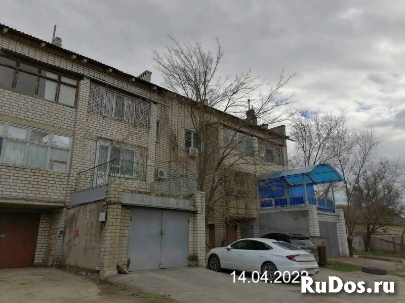 Продам 4 комнатную квартиру 190.15 м2 изображение 3