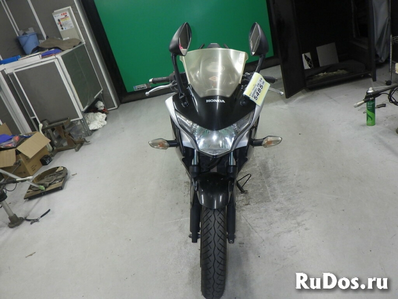 Мотоцикл спортбайк Honda CBR250R A рама MC41 модификация A спорт изображение 9