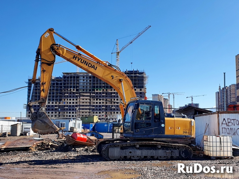 HYUNDAI R210LC-7 б/у экскаватор гусеничный 2011 года фото