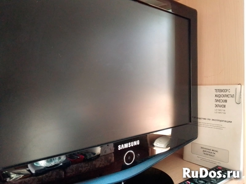 Телевизор Samsung LE19R71B. фотка