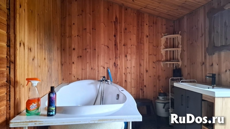 Отдельно стоящий дом полухуторного типа со всеми удобствами, торг. изображение 3